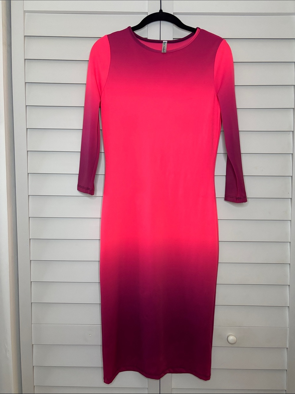 Auditions Ombre Hot Pink to Deep Rose Long Sleeve Bodycon Dress